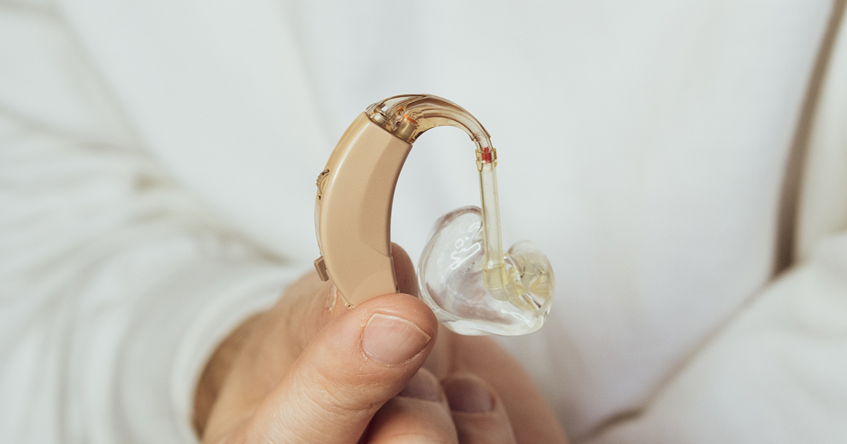 都度行う補聴器のメンテナンス