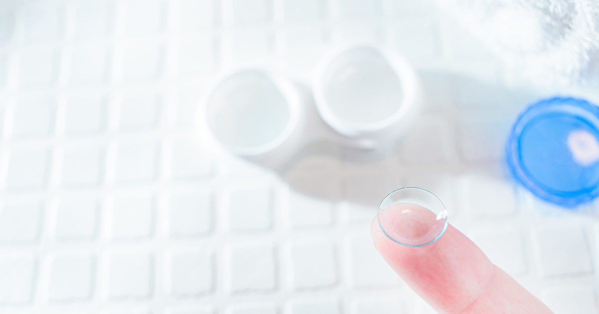 コンタクトレンズを洗浄する際のポイント
