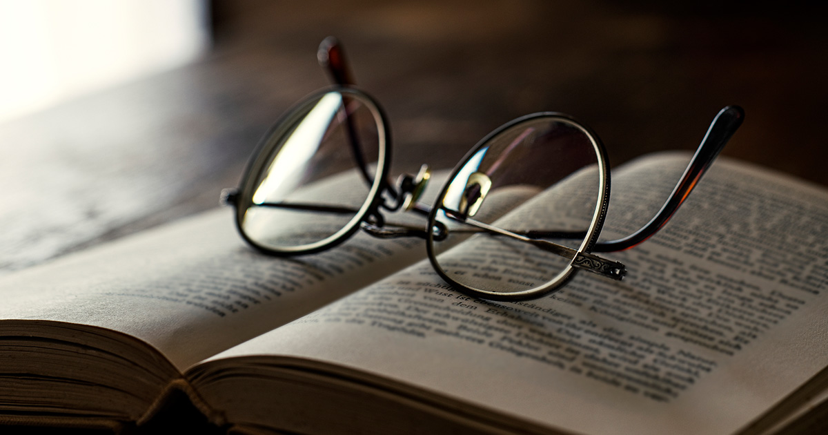 遠近両用レンズの値段の違いは何が違うのか?メガネを作るポイントも紹介